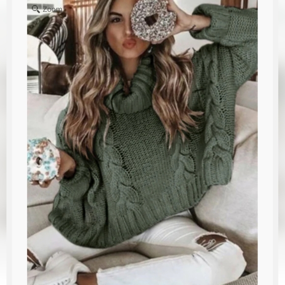 #13 Green Chunky Sweater - Picture 5 of 7